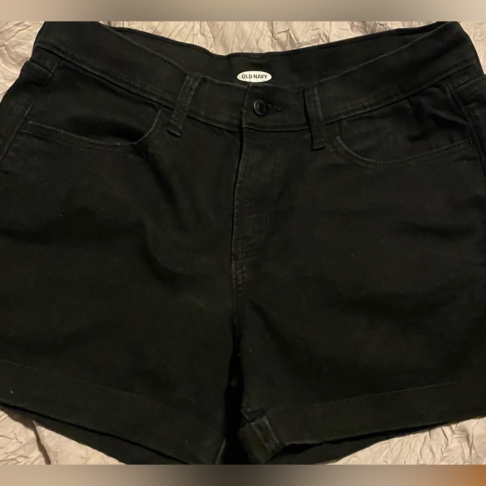 Old Navy Black shorts